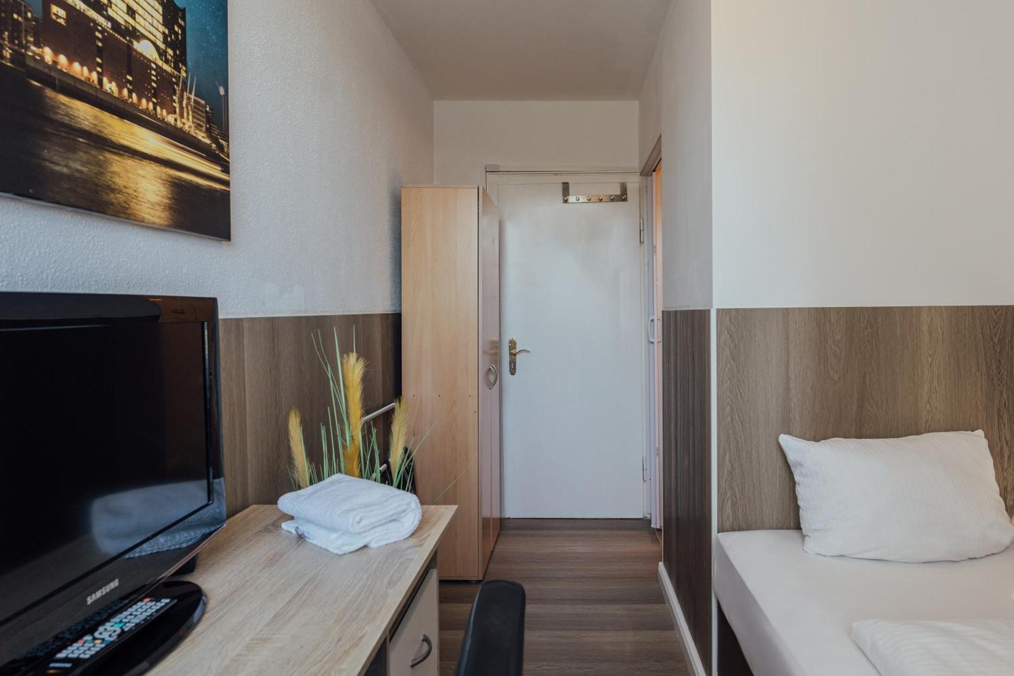 Hotel Hanseat Hamburg Zewnętrze zdjęcie